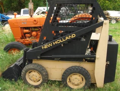 what size hydraulic pump for l255 skid steer|New Holland L255 .